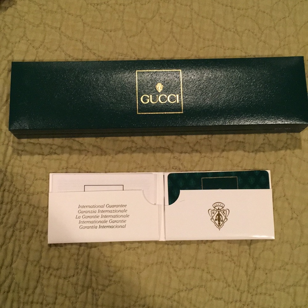 Gucci timepiece - Picture 4 of 4